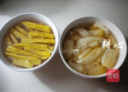 竹荪腐竹排骨煲的做法图解4