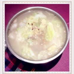 大骨汤炖白菜粉的做法[图]
