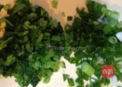 蛋香芹菜双色卷的做法图解4