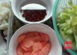 芹菜炒鸡蛋的做法图解1