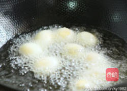 鱼香鸽子蛋的做法图解2