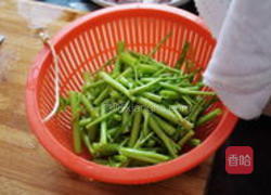 空心菜杆炒火腿的做法图解2