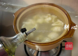 菜花虾米排骨汤的做法图解9