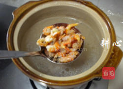 菜花虾米排骨汤的做法图解4
