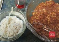 自制五香麻辣灌肠的做法图解1