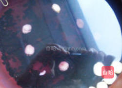 黑米莲子红枣冰粥的做法图解3