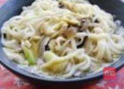 黄花菜鲜蛤汤卤面的做法图解9