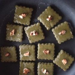 抹茶蜂蜜核桃饼干的做法[图]