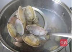 香辣豆豉炒花蛤的做法图解2