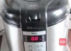 虫草花淮山乌鸡汤的做法图解3