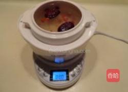 红枣莲子燕窝汤的做法图解6