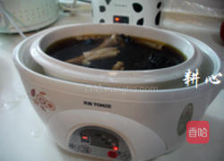 黑虎掌花胶炖鸡脚汤的做法图解8