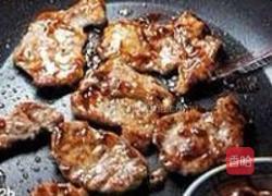 京酱葱爆羊扒的做法图解2