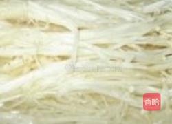 蛤蜊双菇汤的做法图解2