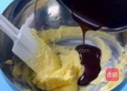 榛果巧克力小蛋糕的做法图解1