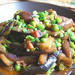 茄子毛豆烧咸鱼粒的做法[图]