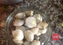 文蛤丝瓜汤的做法图解1