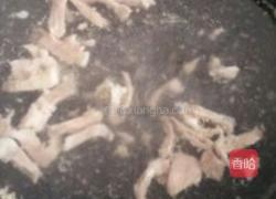 瘦肉枸杞叶汤的做法图解1