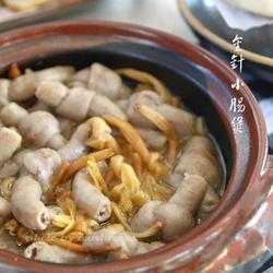 金针小肠煲的做法[图]