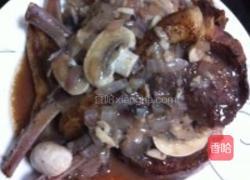 香煎小羊排伴红酒蘑菇汁的做法图解7