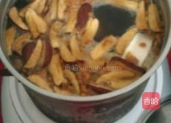 红枣桂圆鸡骨汤的做法图解7