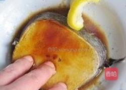 红酒柠香银鳕鱼的做法图解7