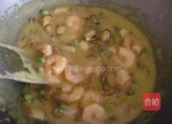 海鲜咖喱饭搭配玉米甜奶油的做法图解11