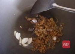 海鲜咖喱饭搭配玉米甜奶油的做法图解5