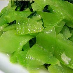 清炒莴苣的做法[图]