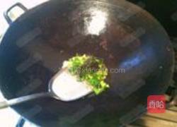 豉汁紫苏炒花蛤的做法图解3
