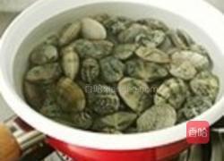 新英格兰蛤蜊巧达汤的做法图解1