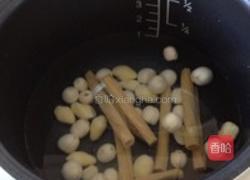 腐竹白果鸡蛋汤的做法图解3
