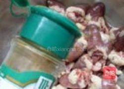 孜然烤鸡心的做法图解2