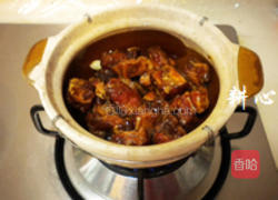 鸡头米排骨煲的做法图解5