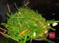 蒜头炒瓜远的做法图解11