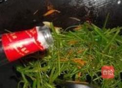 蒜头炒瓜远的做法图解8