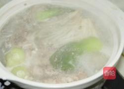 金针肥牛鲫鱼煲的做法图解10