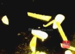 缤纷炒豆芽的做法图解4