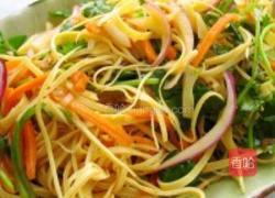 炝拌豆腐丝的做法图解3