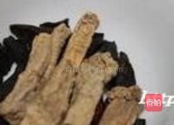 首乌防党黑糯米煲乳鸽的做法图解8