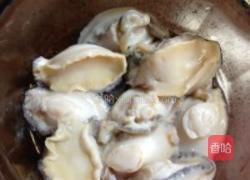 蒜茸炒小鲍鱼的做法图解1