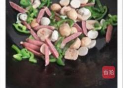 青椒炒鱼丸的做法图解3