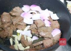 铁板牛排的做法图解7