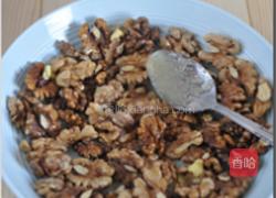 琥珀桃仁的做法图解3