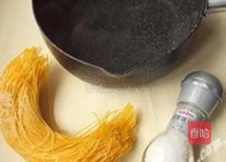 牛油果玉米凉面的做法图解1