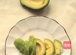 牛油果玉米凉面的做法图解3