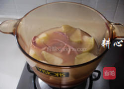 青萝卜马蹄鱿鱼汤的做法图解6