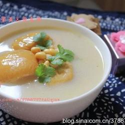 鲜果黄豆鱼尾汤的做法[图]