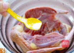 烤乳鸽的做法图解2