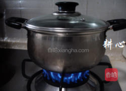 海参香菇煲鸡汤的做法图解5